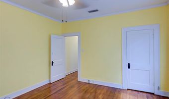 818 Elmwood, Shreveport, LA 71104