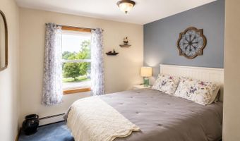 5 Michael Dr, Baileyville, ME 04694