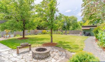 1822 Whitecliff Dr NW, Albany, OR 97321