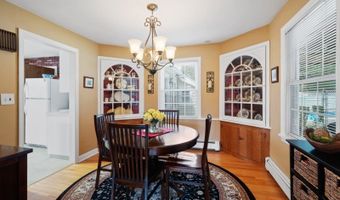 71 Reservoir Ave, Andover, NJ 07801