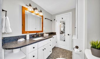31 Ashton St, Beverly, MA 01915