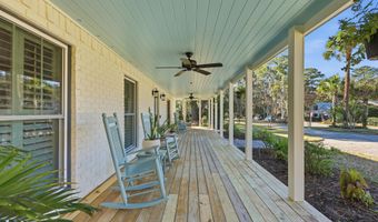 106 S Hermitage Rd, Beaufort, SC 29902