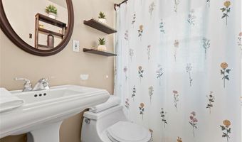 9557 Cantwell Dr, Affton, MO 63123