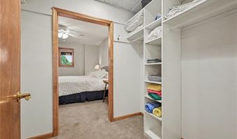 1066 Lake Viking Ter, Altamont, MO 64620