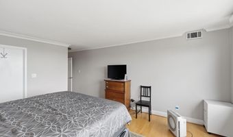 5225 POOKS HILL Rd 1819N, Bethesda, MD 20814