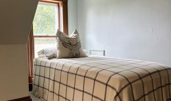 199 Foreside Rd, Falmouth, ME 04105