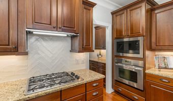 6004 Churchill Falls Pl, Apex, NC 27539