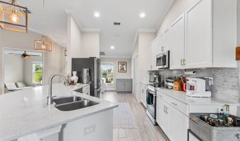 444 LAKE VIEW Way, Auburndale, FL 33823