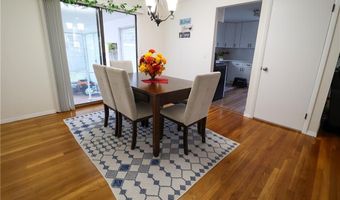 18 Meadowcrest Dr, Cumberland, RI 02864