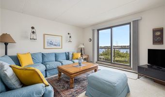 306 America, Newport, RI 02840