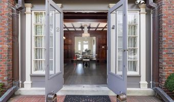 221 Hope St 2, Bristol, RI 02809