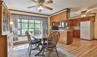 15 Edinburgh Dr, Bedford, NH 03110