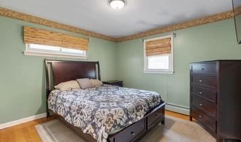 21 Old Farm Rd, Bristol, CT 06010