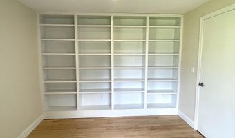 101-2 Waldo Ave, Belfast, ME 04915