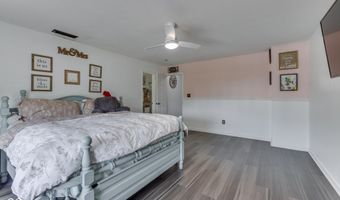 7305 Wellwood Dr, Indianapolis, IN 46217