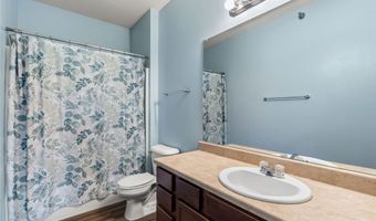 1835 SW White Birch Cir 15, Ankeny, IA 50023