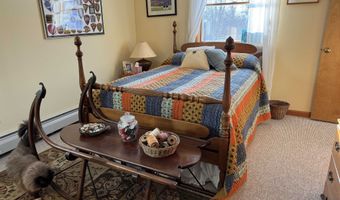 29 Mount Pleasant Dr, Brandon, VT 05733