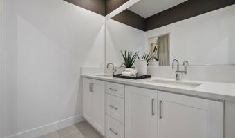 748 Edward Scholle Dr, Camarillo, CA 93010