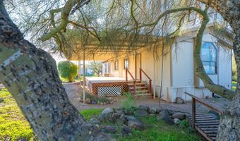 33300 S JEANNE Ln, Black Canyon City, AZ 85324