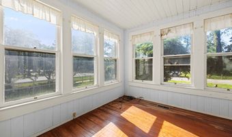 414 S Hutchinson Ave, Adel, GA 31620
