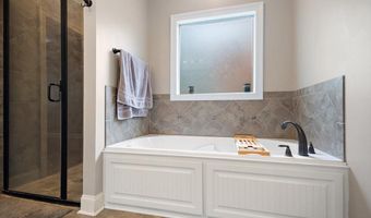 117 Twin Oaks Dr, Brandon, MS 39047
