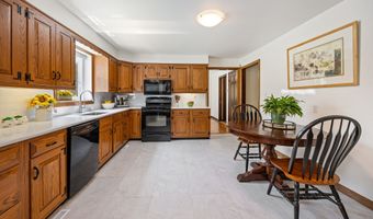 111 Lebanon Rd, Bethany, CT 06524