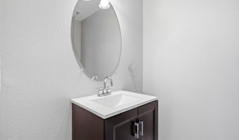 902 W AZALEA Pl, Chandler, AZ 85248