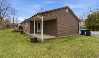 212 Dewey St, Bennington, VT 05201