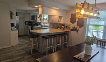 664 Columbia St, Berne, IN 46711