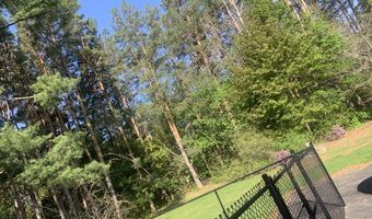 35 Dunning Blvd, Bangor, ME 04401