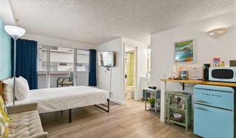 2463 Kuhio Ave 307, Honolulu, HI 96815