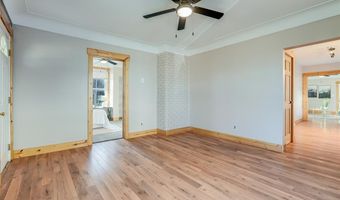 601 Walnut St, Alhambra, IL 62001