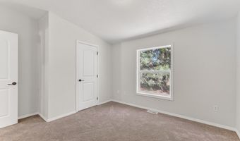 1649 Crown Point Pkwy, Cascade, ID 83611