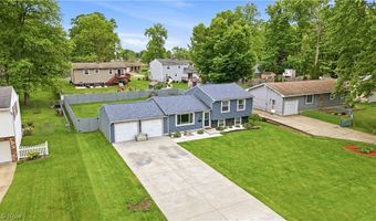 2219 Woodland Trace St, Austintown, OH 44515