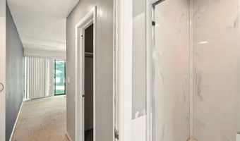 615 Glen Eden Ct, Aurora, OH 44202