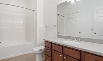 273 Scio Village Ct 243, Ann Arbor, MI 48103