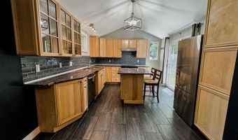 104 Short St, Bennington, VT 05201