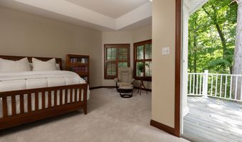 10671 Geist Ridge Ct, Fishers, IN 46040