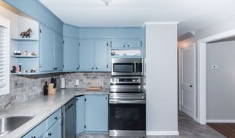 19 Garfield Rd, Bristol, CT 06010
