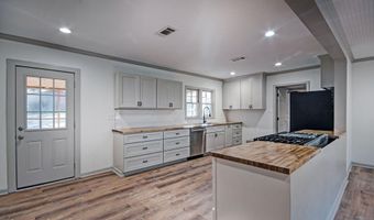 526 E Jasper St, Brandon, MS 39042