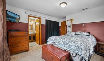815 Aurora St, Belle Fourche, SD 57717