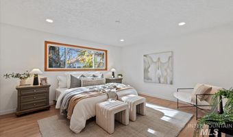 204 Hilldrop St, Caldwell, ID 83605