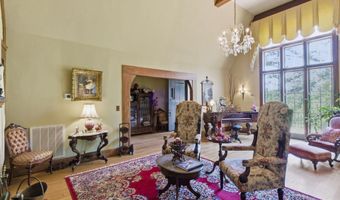 33 Sunset Dr, Anniston, AL 36207
