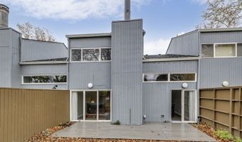 17756 NW LAKEWAY Ct, Beaverton, OR 97006