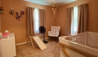 916 Edith Ave, Adrian, MO 64720