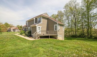 53 Brushy Plain Rd APT 5A, Branford, CT 06405