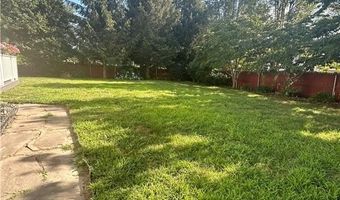 140 Alden Ave, Warwick, RI 02886