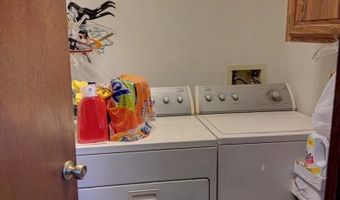 1921 Villa Dr, Artesia, NM 88210