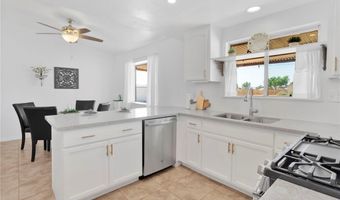 22672 El Centro Rd, Apple Valley, CA 92307