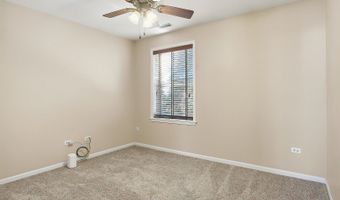 39450 N Circle Ave, Antioch, IL 60002